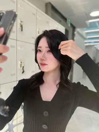 セミロング カラー ガーリーstyle ❤︎misaki🏹のヘアスタイル