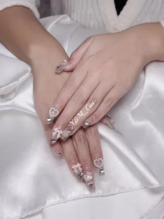 ネイル Ui_Amor (パラジェル)のネイルデザイン