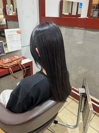 カラー 伊部 しづきのヘアスタイル