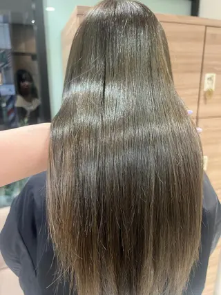 ロング 🩰似合わせ艶カラー Kirara🐩🎀のヘアスタイル