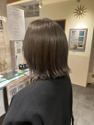 ショート カラー さかい なつみのヘアスタイル