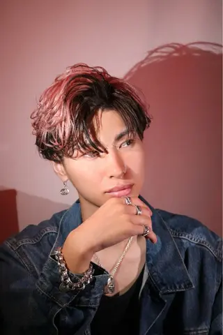 ヘアアレンジ メンズ ヤマト／髪質改善 ／艶髪／透明感カラーのヘアスタイル