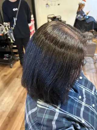 ミディアム カラー 巽 愛夏のヘアスタイル