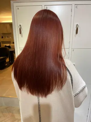 セミロング カラー akane .のヘアスタイル