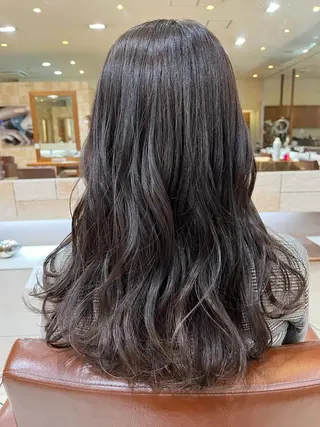 セミロング カラー ハイトーンカラー🩵 耳ツボジュエリー👂のその他イメージ