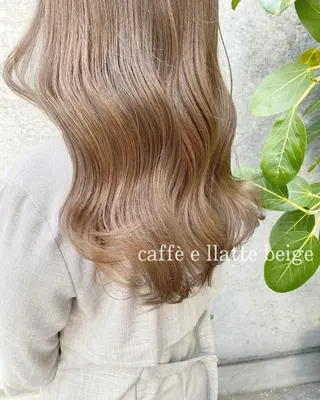 ロング カラー clomus所属・YUKA艶髪 🌸寛ぎ部屋のヘアスタイル