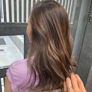 ミディアム ケリーズグリーン所属・ショート/ボブ 森田/嵩士のヘアスタイル