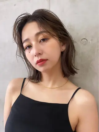 ショート SALT WATER所属・南堀江レイヤーカット MIKU🍒のヘアスタイル