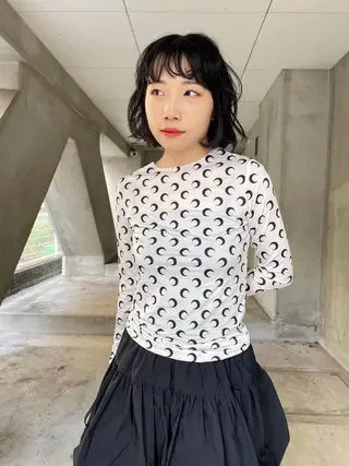 ショート パーマ、ボブ、透明感 カラー、小須田ゆあのヘアスタイル