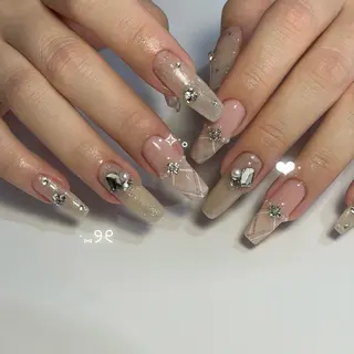 ネイル NOLIMIT.OSAKA所属・NOLIMIT AYUMIのネイルデザイン