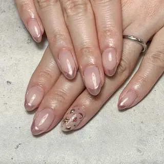 ネイル atelier FIORITURA所属・FIORITURA aiのネイルデザイン