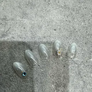 ネイル 東京ネイルアカデミー所属・Hitomi .Oのネイルデザイン