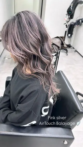 ロング カラー ナカジマ ナナのヘアスタイル
