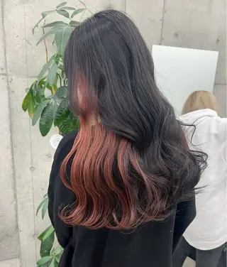 ロング カラー 黒田 真美のヘアスタイル