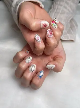 ネイル うにゃねいる🌷 Mayaのネイルデザイン