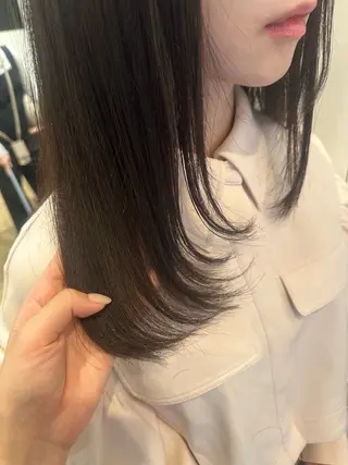 セミロング kana🌻 /attraのヘアスタイル