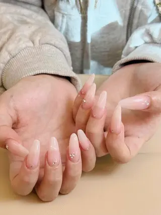 ネイル Luxe Nailのネイルデザイン