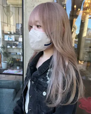 ロング カラー 只野 真衣のヘアスタイル