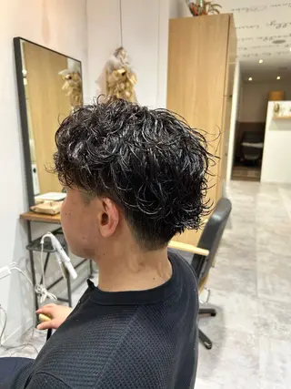 メンズ 日向｜メンズ特化🔥 /レイヤーカット◎のヘアスタイル