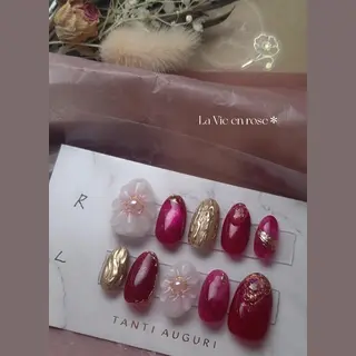 ネイル ラヴィアン ローズのネイルデザイン