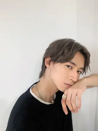 ミディアム パーマ メンズ メンズStylist 山根慧のヘアスタイル
