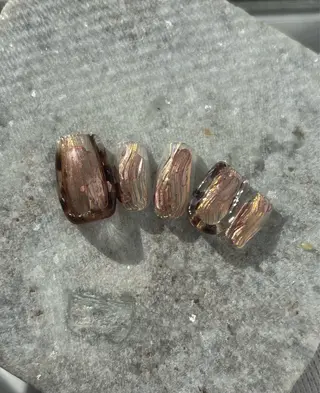 ネイル 三本 綾奈のネイルデザイン