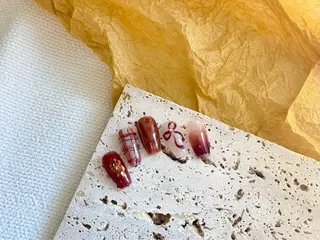 ネイル M+  Beauty Salonのネイルデザイン