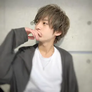 ショート カラー メンズ 赤み消し🌿 透明感カラー🫧のヘアスタイル