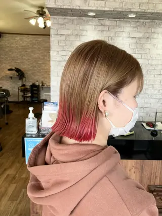 ミディアム カラー ヘアークルーズ ピースのヘアスタイル