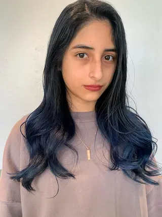 ロング カラー AO所属・RISAKO 艶髪モテヘア🎀府中のヘアスタイル