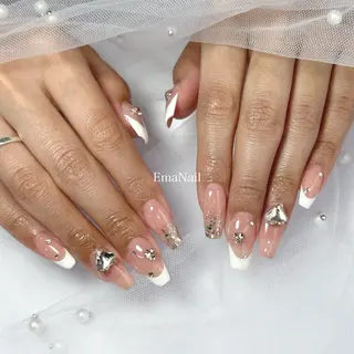 ネイル EmaNail豊中 🎀SANAのネイルデザイン