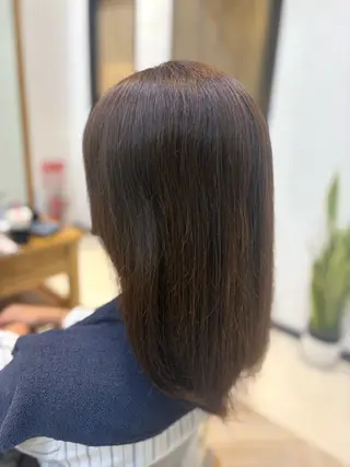 カラー 岡 拓実のヘアスタイル
