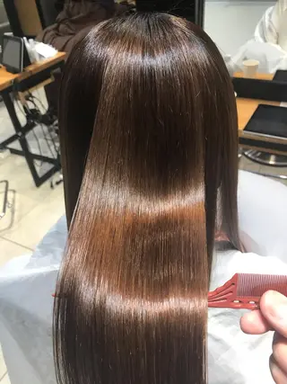 セミロング Emerge渋谷店　［エマージュ］所属・美髪縮毛矯正No1 toshiのヘアスタイル