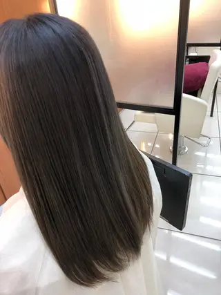ロング カラー ナカタケ ユウのヘアスタイル