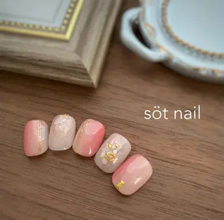 ネイル söt nail所属・岡田 恵美のネイルデザイン
