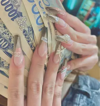 ネイル 夜までElle.M 【エルマ】のネイルデザイン