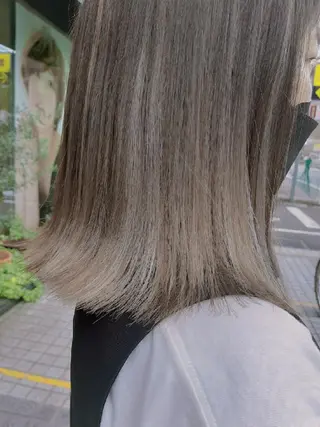 ミディアム はらだ ともこ☺︎のヘアスタイル