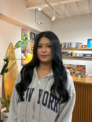 カラー AOI✖️ BY MY SIDEのヘアスタイル