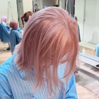 カラー RINA .のヘアスタイル