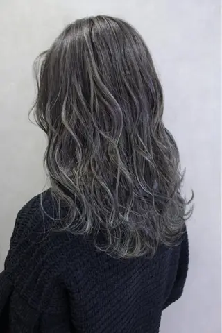 セミロング カラー ヘアアレンジ lani 天神大名/ブリーチのヘアスタイル