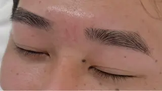 アイブロウ カワイイ保証🤍🪄 miki.kの眉毛・アイブロウイメージ