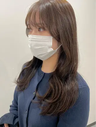 セミロング カラー ヘアアレンジ IVY joure Suzu.のヘアスタイル