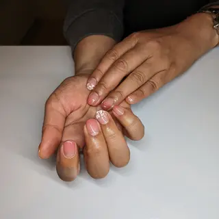 ネイル LCD URARAのネイルデザイン