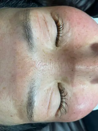 マツエク・マツパ プランタン　バイ　リシェル所属・楠橋 亜美の眉毛・アイブロウイメージ