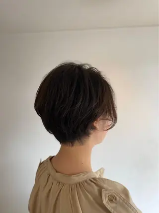 ショート カラー パーマ 野々村 裕菜のヘアスタイル