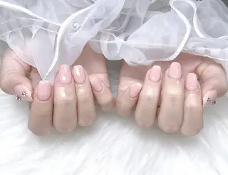 ネイル Rainrain💧 パーツ豊富、やり放題のネイルデザイン