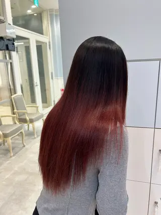 ロング カラー 西澤 咲輝のヘアスタイル