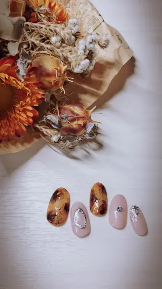 ネイル TERAI ERINAの眉毛・アイブロウイメージ