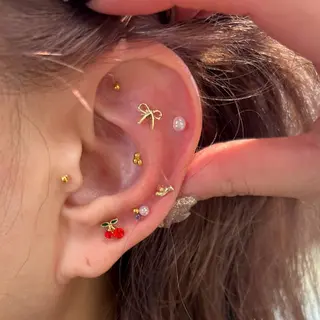 ミディアム ヘアアレンジ 艶カラー/耳つぼ/ 渡辺奈緒のその他イメージ