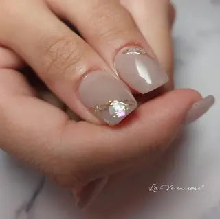 ネイル ラヴィアン ローズのネイルデザイン